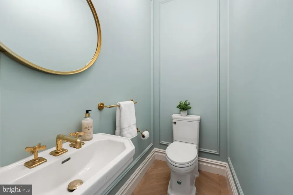 1315 R STREET NW Washington, DC 20009