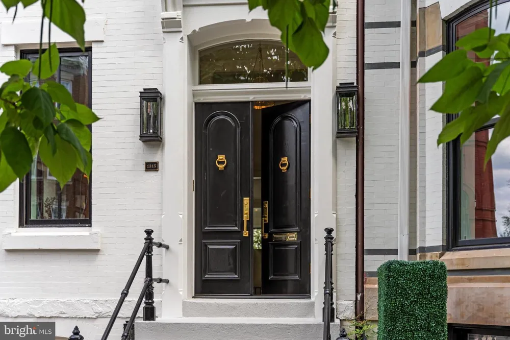 1315 R STREET NW Washington, DC 20009