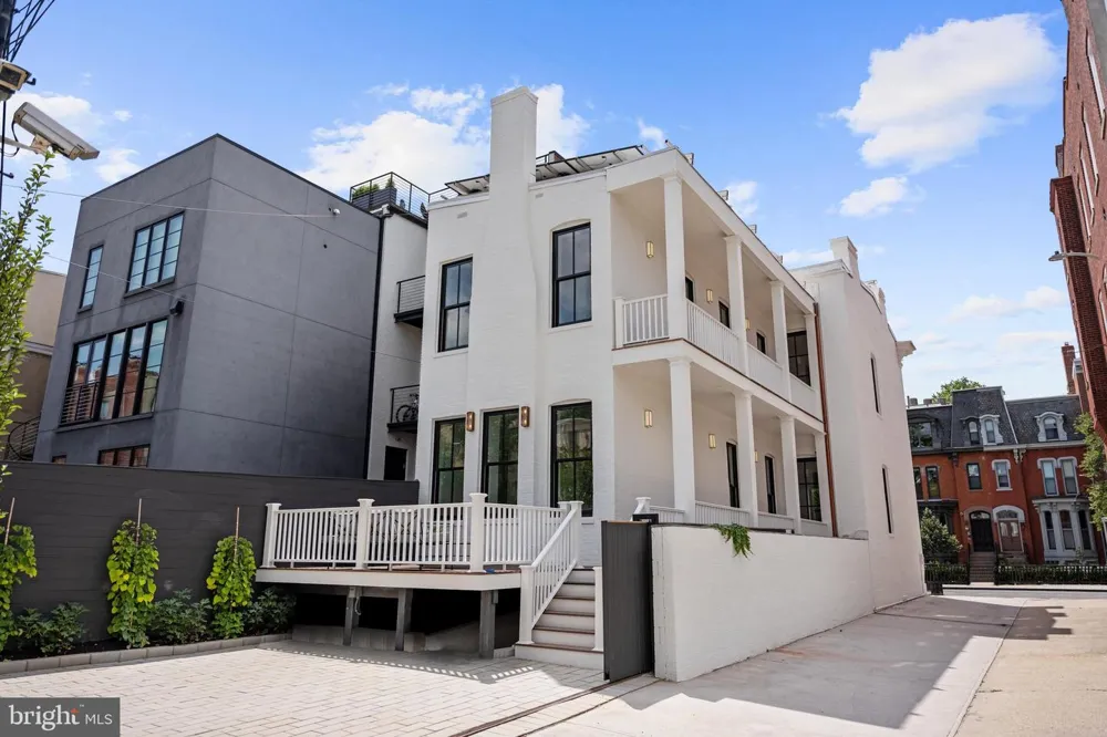 1315 R STREET NW Washington, DC 20009