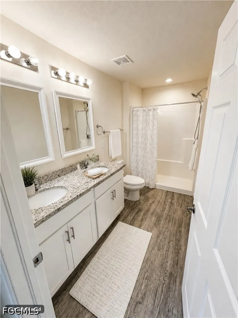 SE Tradewinds Circle Labelle, FL 33935