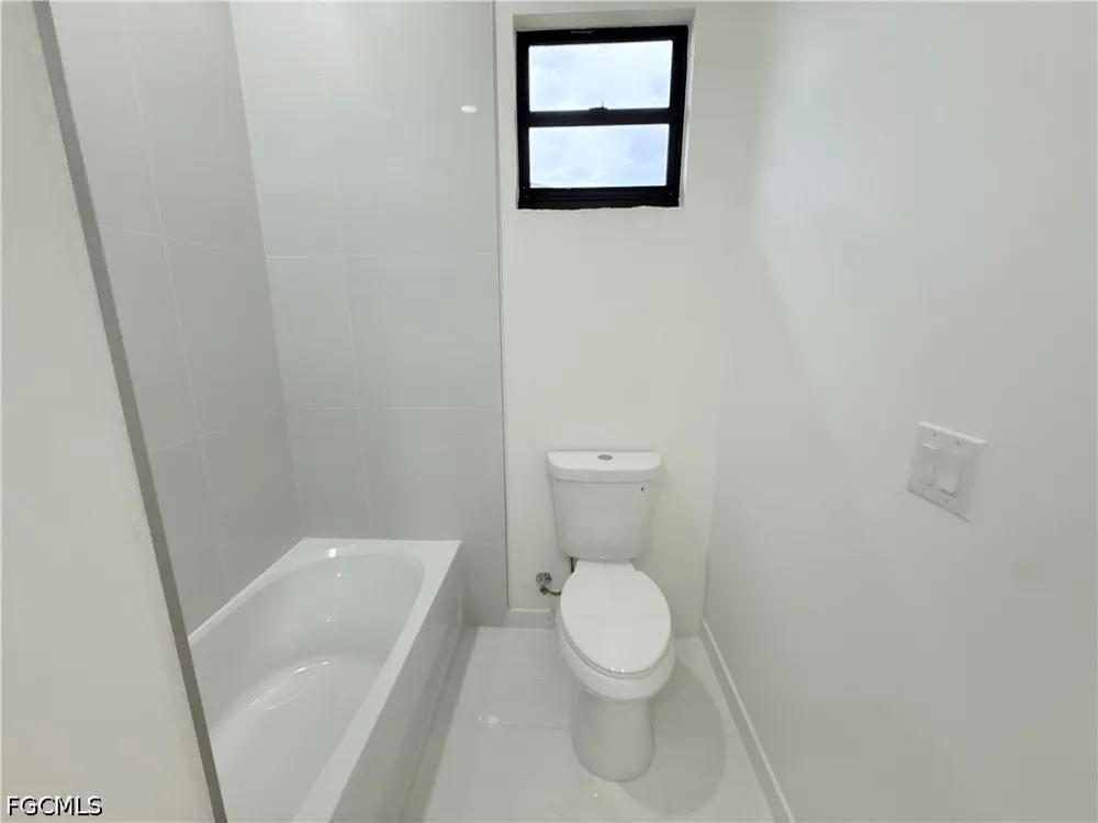 NW 25th Street Cape Coral, FL 33993
