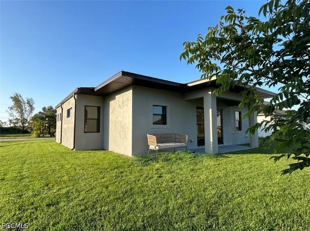 NW 25th Street Cape Coral, FL 33993