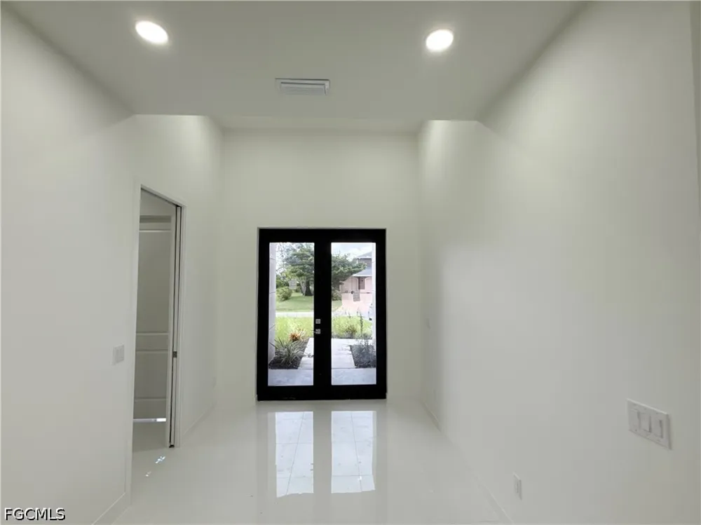 NW 25th Street Cape Coral, FL 33993