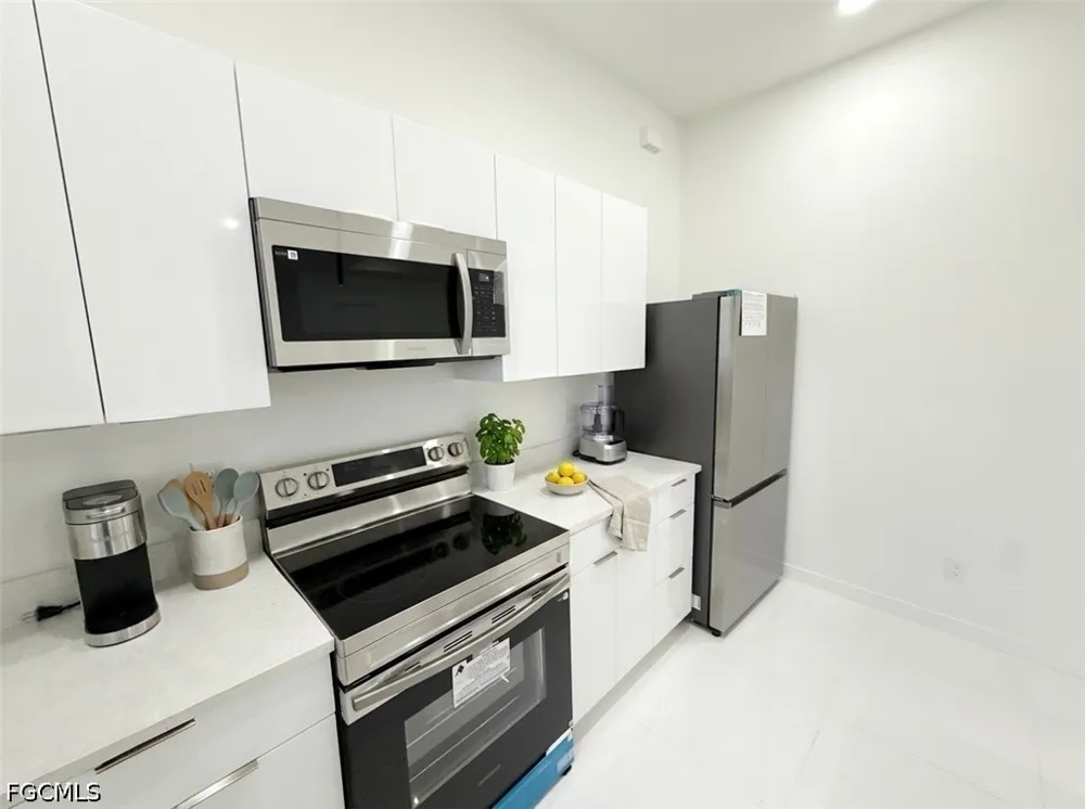 NW 25th Street Cape Coral, FL 33993