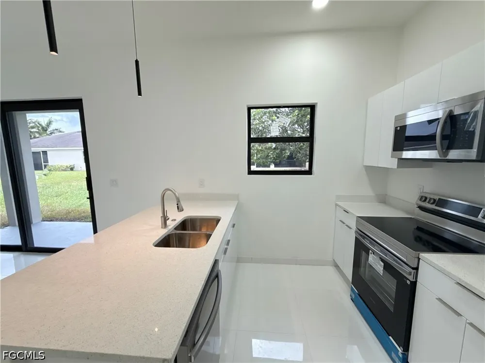 NW 25th Street Cape Coral, FL 33993