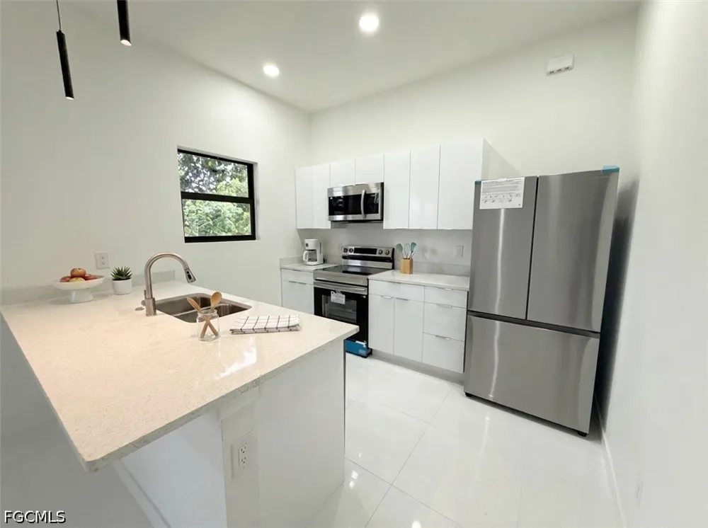 NW 25th Street Cape Coral, FL 33993
