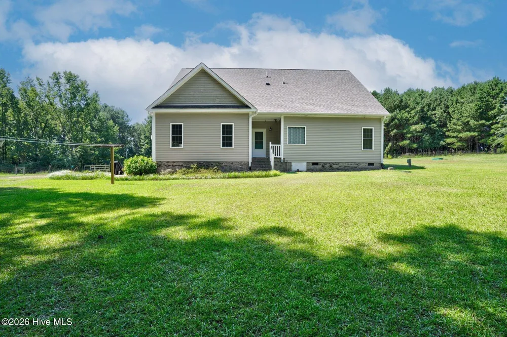 153 Meadow Brook Lane Spring Hope, NC 27882