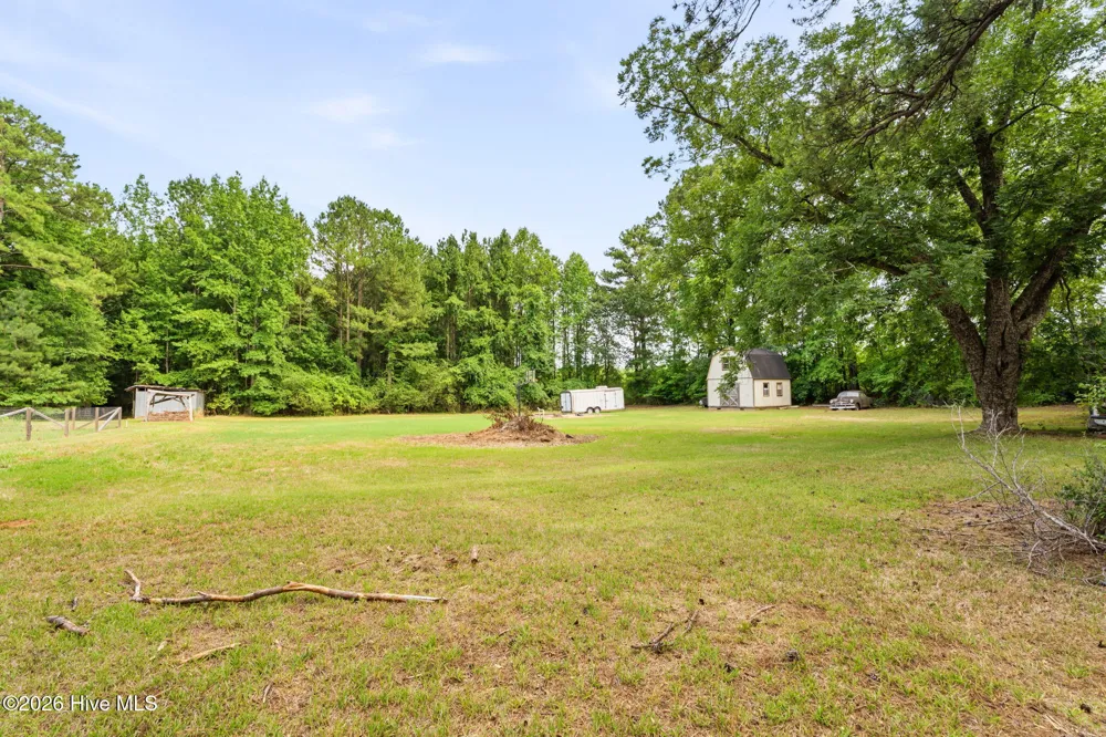 818 Van Warren Road Roanoke Rapids, NC 27870