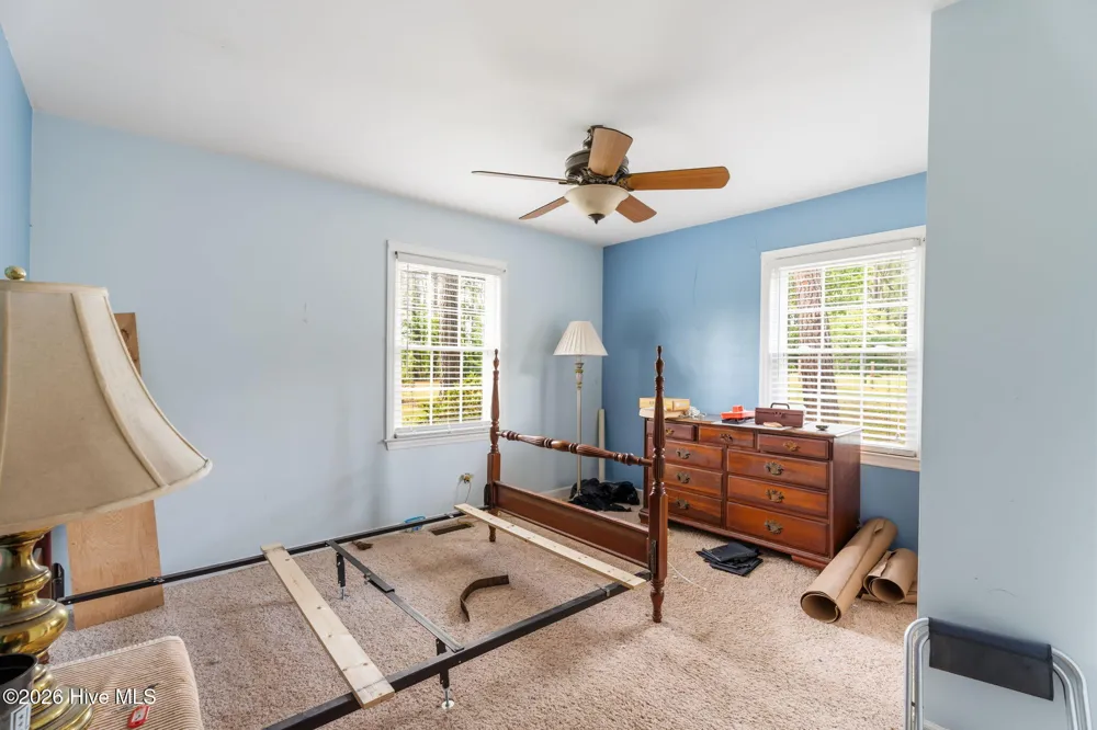 818 Van Warren Road Roanoke Rapids, NC 27870