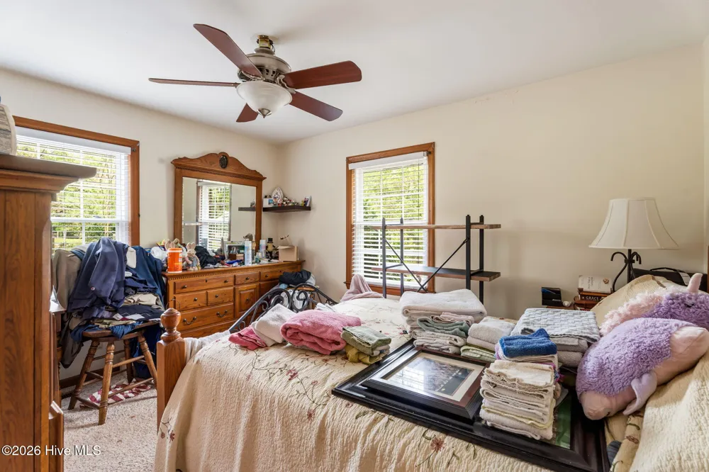 818 Van Warren Road Roanoke Rapids, NC 27870
