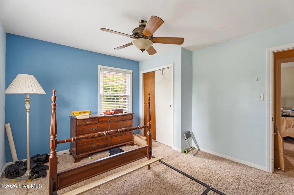 818 Van Warren Road Roanoke Rapids, NC 27870