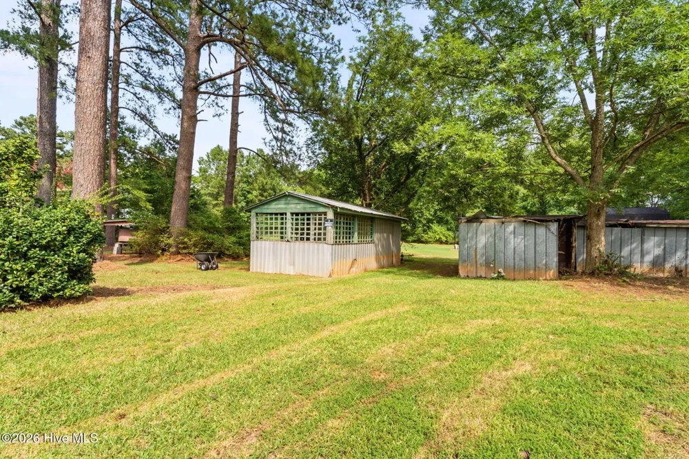 818 Van Warren Road Roanoke Rapids, NC 27870
