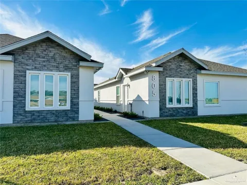 805 Clarence Avenue #1