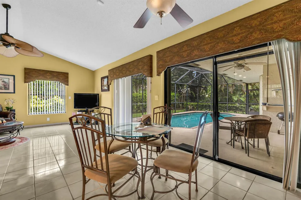3839 NW 72nd Drive Coral Springs, FL 33065