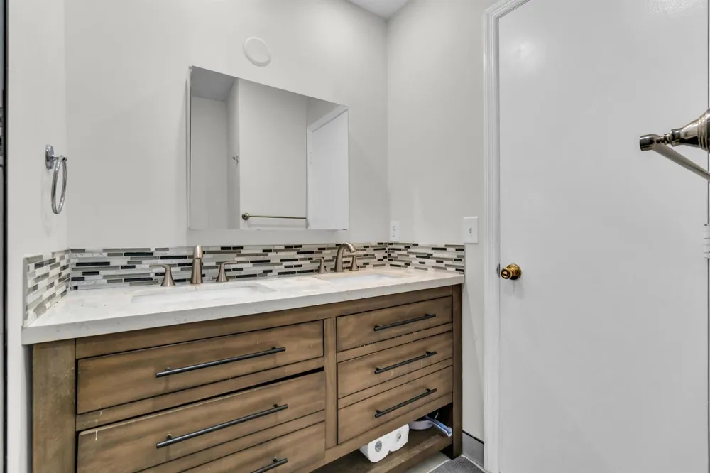 3839 NW 72nd Drive Coral Springs, FL 33065