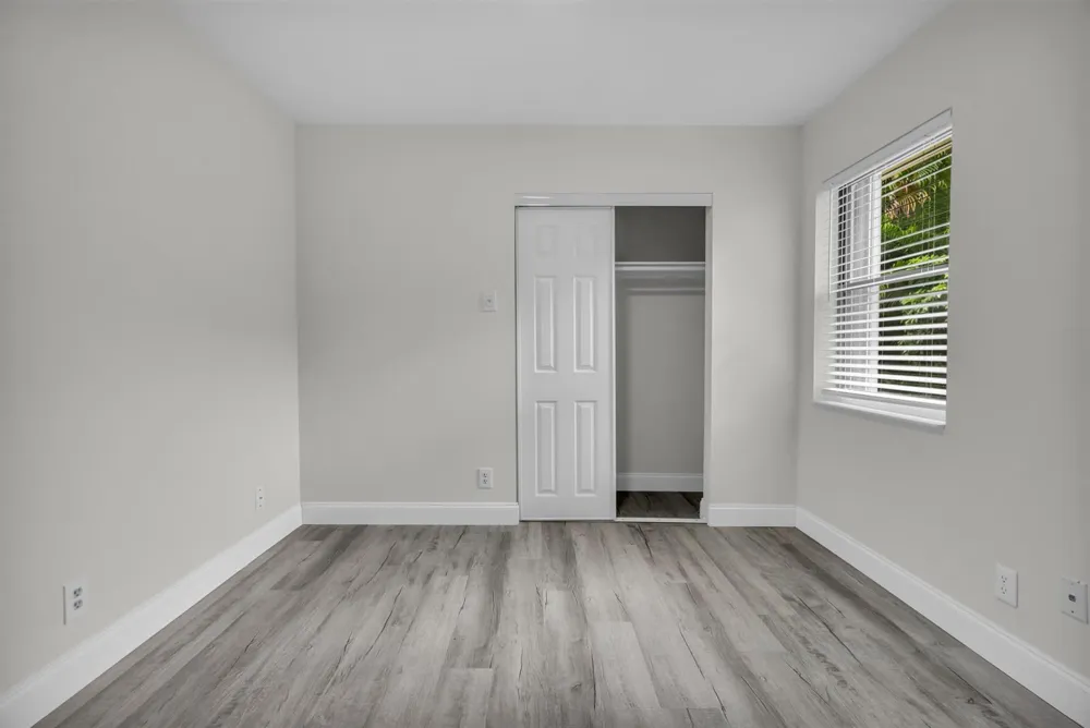 3839 NW 72nd Drive Coral Springs, FL 33065