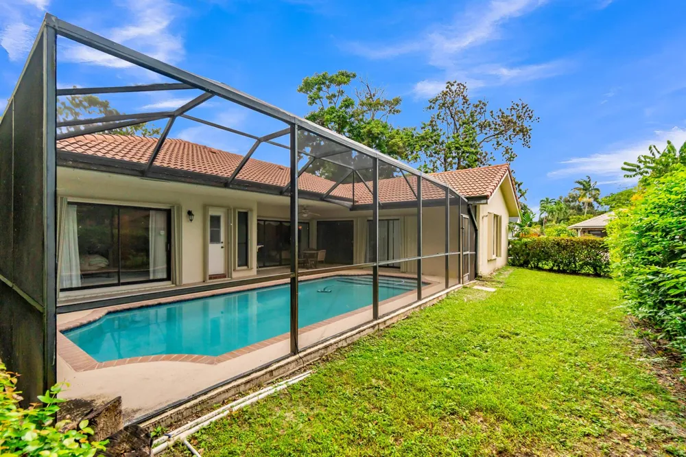 3839 NW 72nd Drive Coral Springs, FL 33065