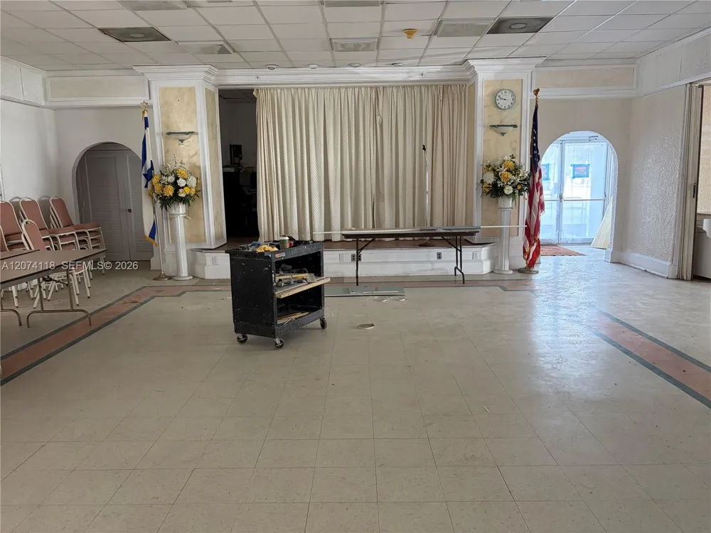 18011 Biscayne Blvd #905 Aventura, FL 33160