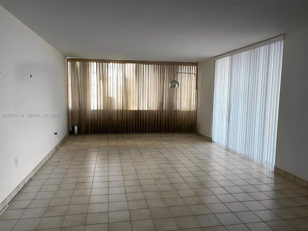 18011 Biscayne Blvd #905 Aventura, FL 33160