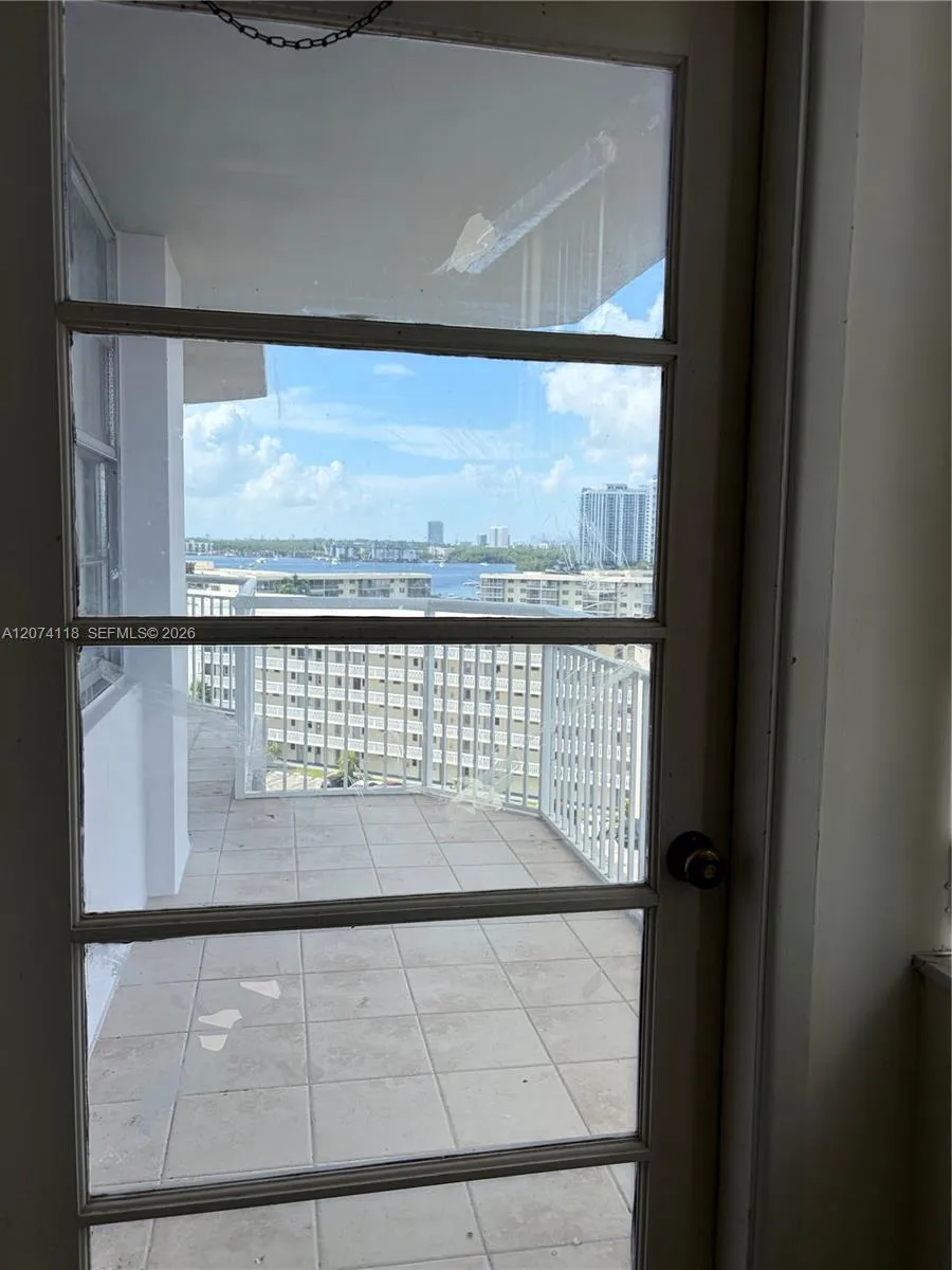 18011 Biscayne Blvd #905 Aventura, FL 33160