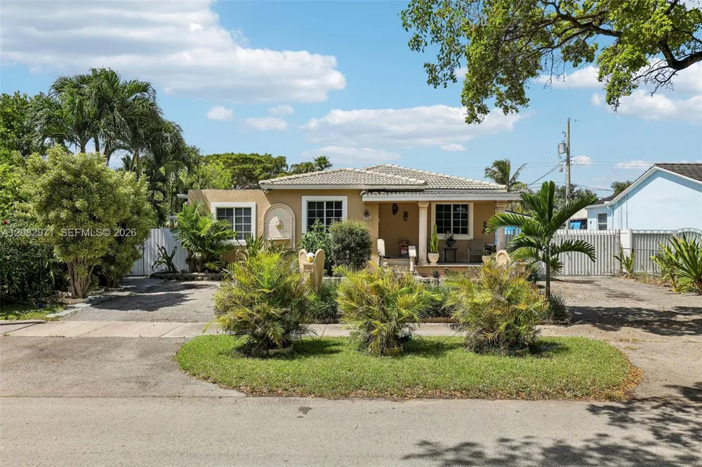 6531 SW 20th St West Miami, FL 33155