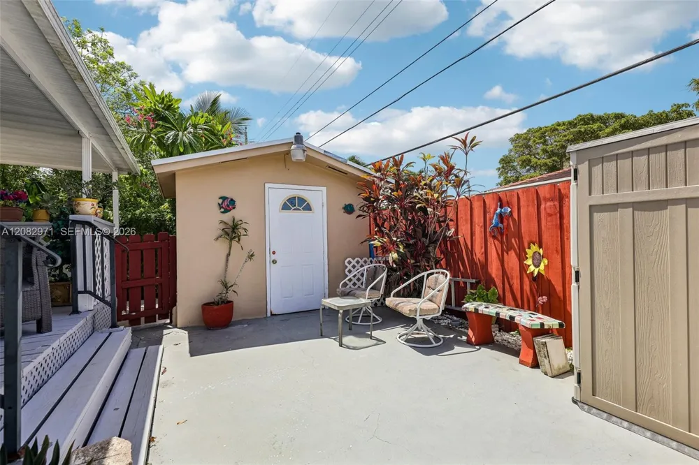 6531 SW 20th St West Miami, FL 33155