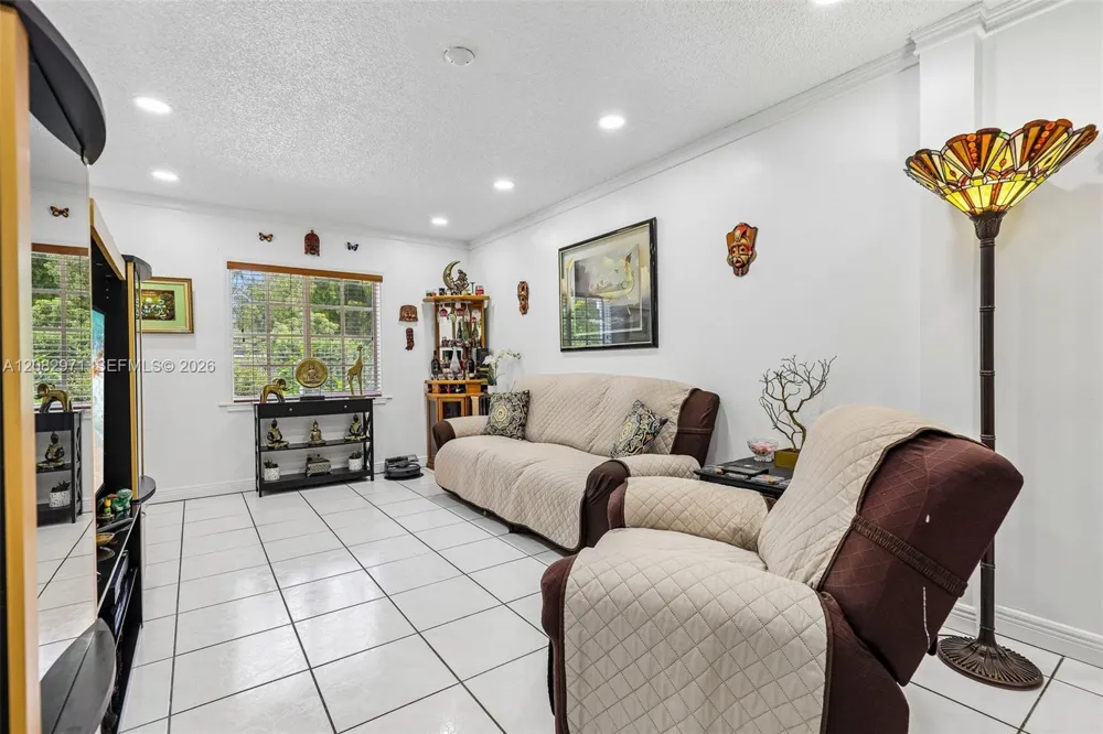 6531 SW 20th St West Miami, FL 33155