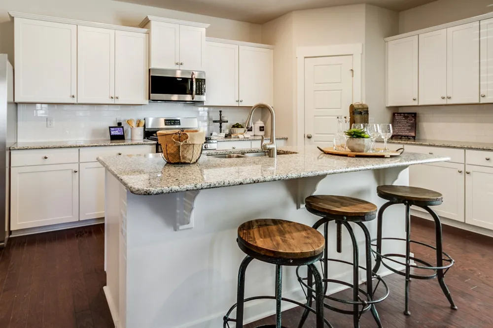 128 Longwood Drive Lebanon, TN 37087