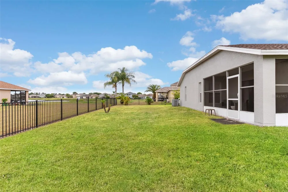 7619 CRESCENT PALM DRIVE Wesley Chapel, FL 33545