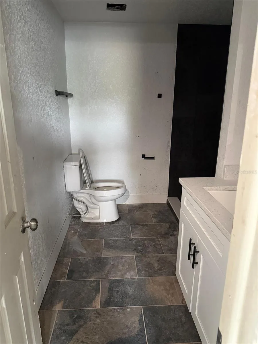 1150 LEWIS DRIVE Daytona Beach, FL 32117