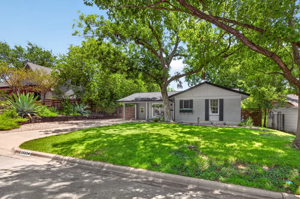 2503 East Side Drive Austin, TX 78704