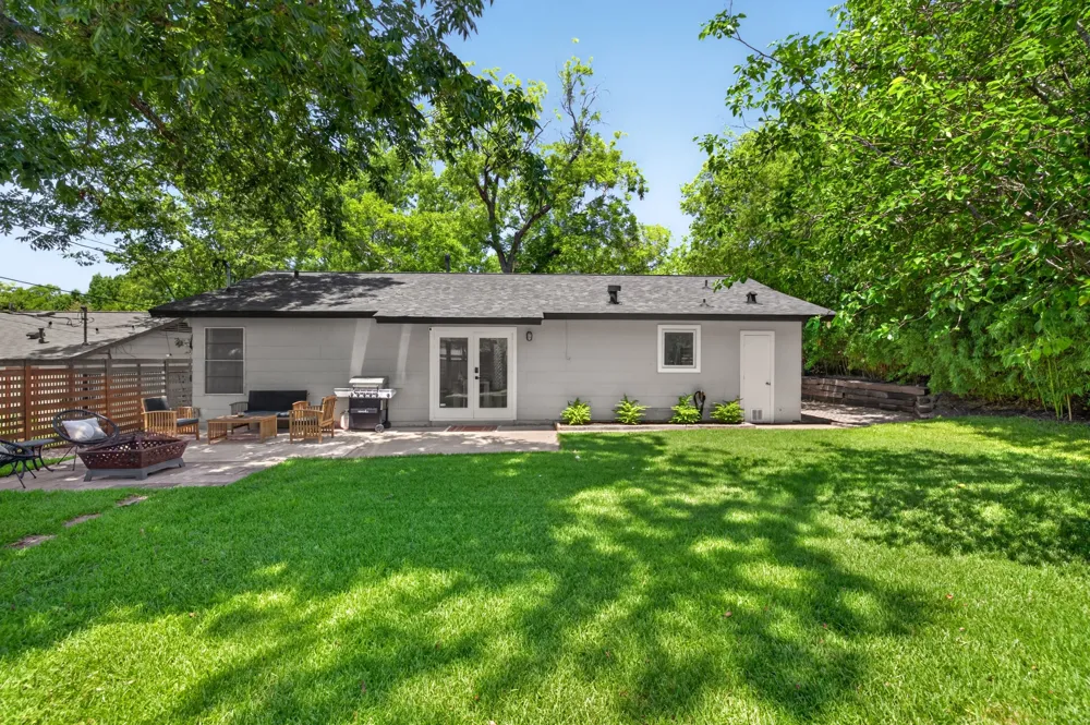 2503 East Side Drive Austin, TX 78704