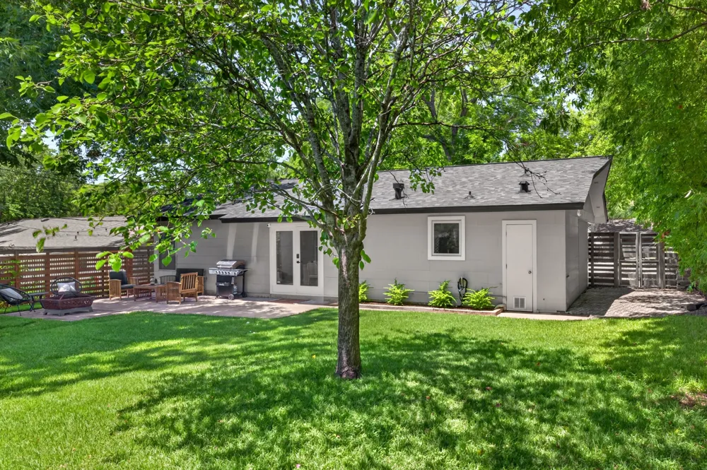 2503 East Side Drive Austin, TX 78704