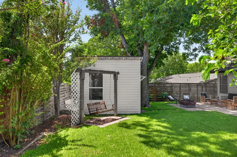 2503 East Side Drive Austin, TX 78704