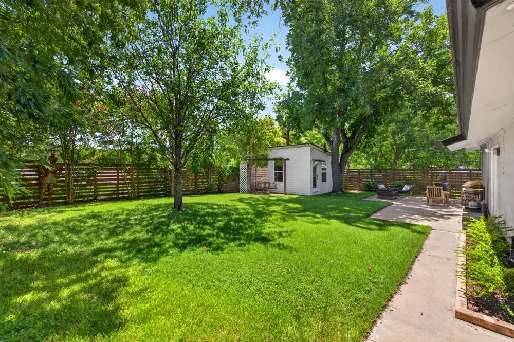 2503 East Side Drive Austin, TX 78704