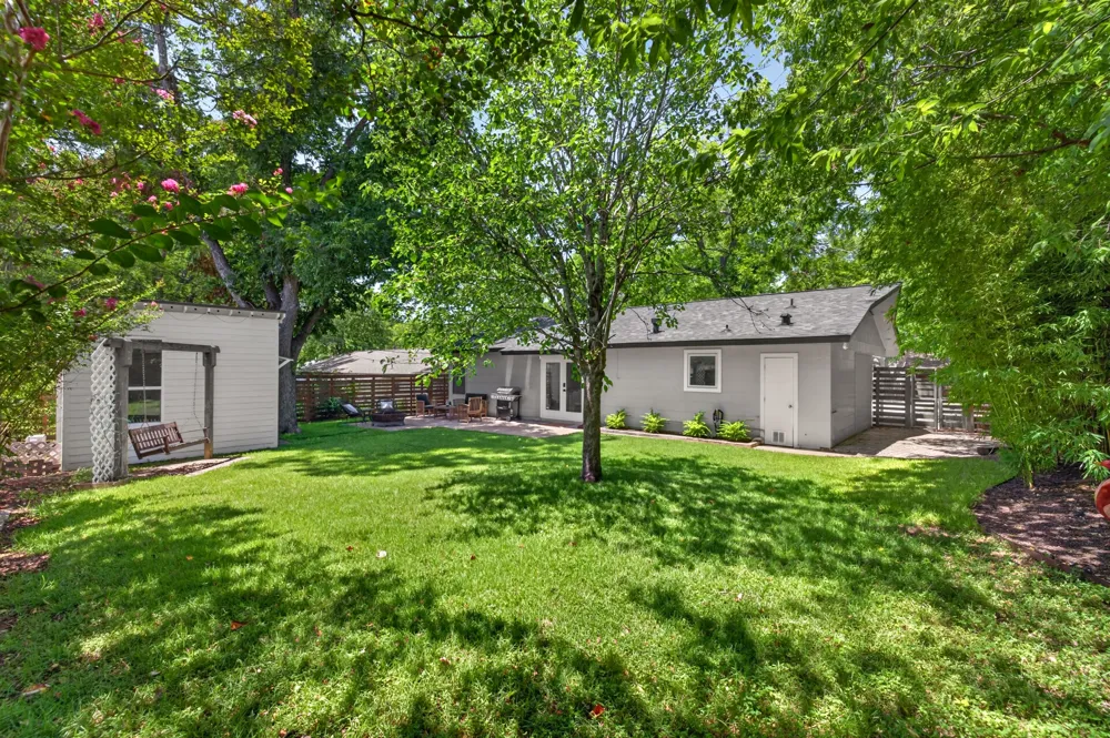 2503 East Side Drive Austin, TX 78704