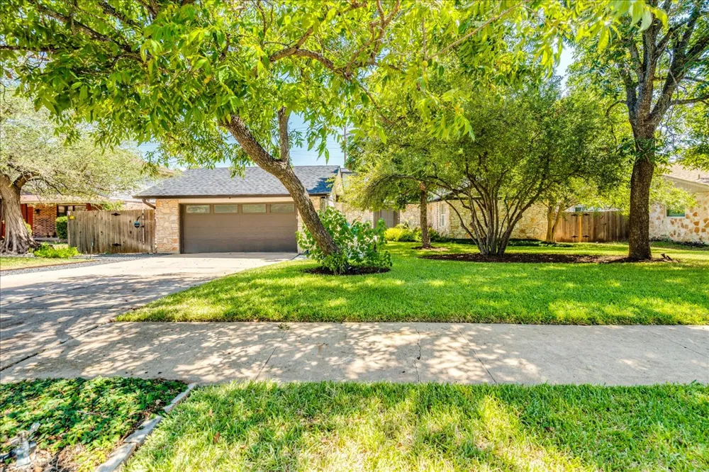 12601 Gristmill Cove Austin, TX 78750