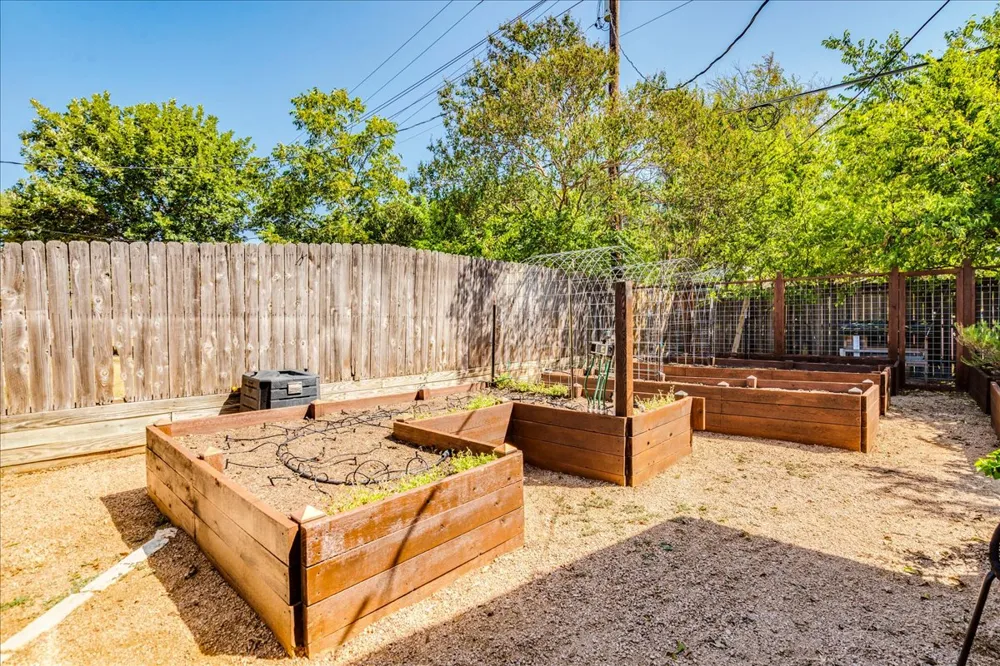 12601 Gristmill Cove Austin, TX 78750