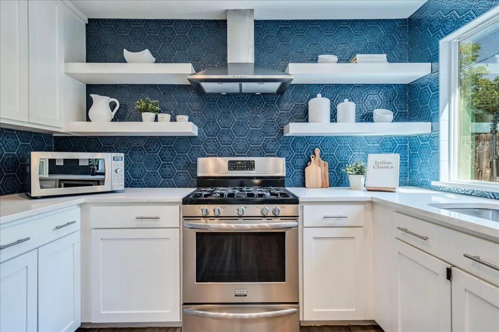 12601 Gristmill Cove Austin, TX 78750