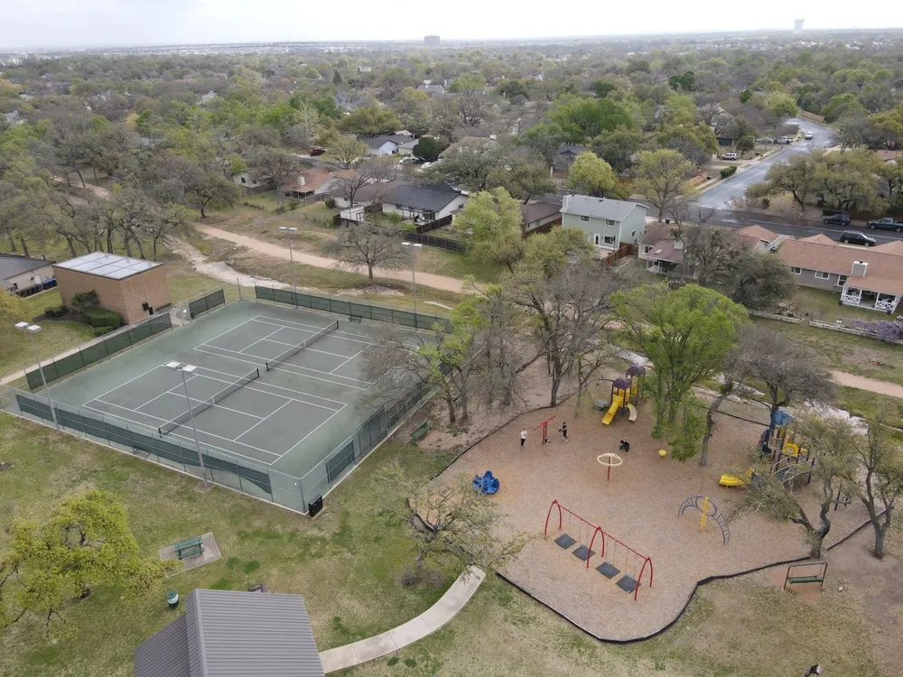 12601 Gristmill Cove Austin, TX 78750
