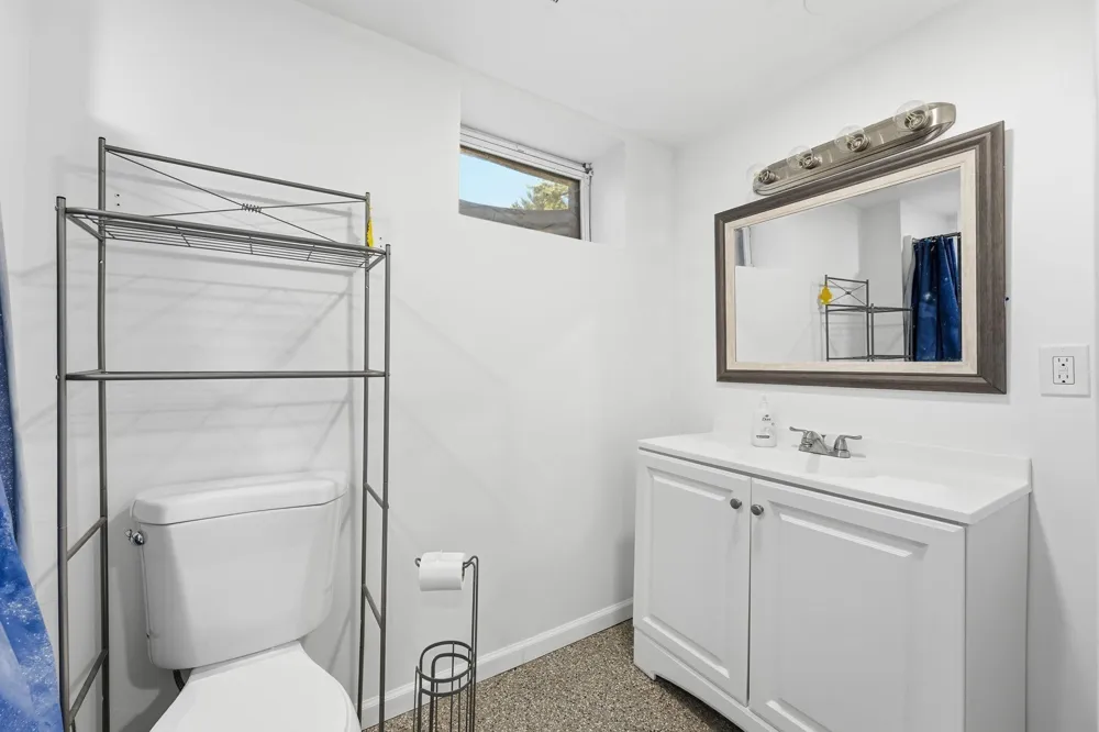1796 Kennard Street Maplewood, MN 55109