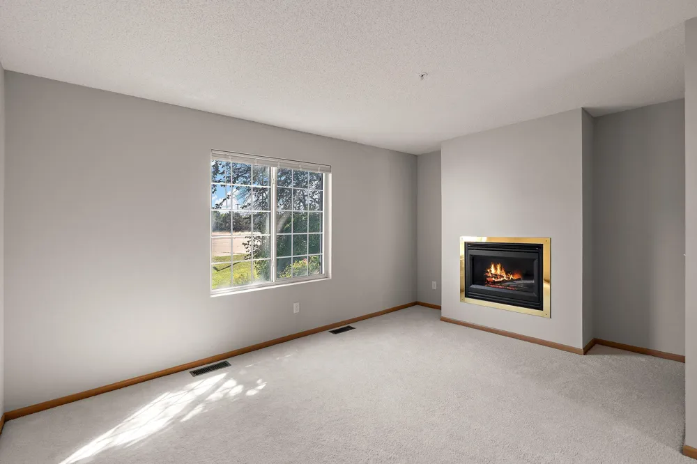 13093 Crimson Clover Lane Eden Prairie, MN 55347