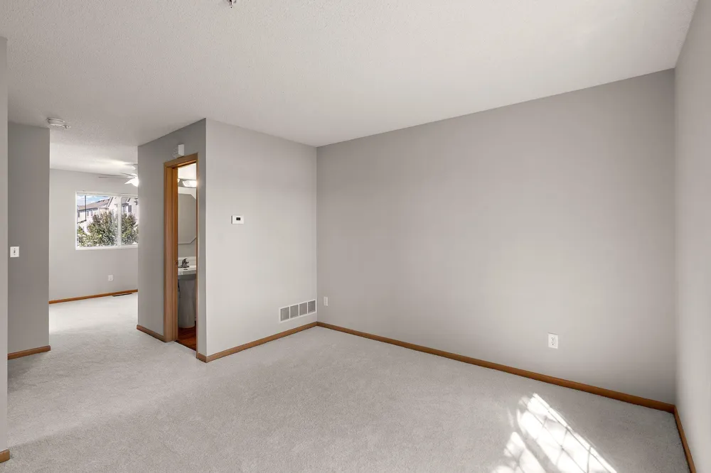 13093 Crimson Clover Lane Eden Prairie, MN 55347