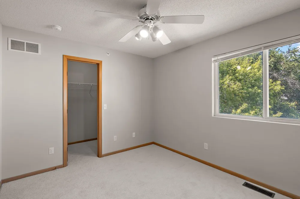 13093 Crimson Clover Lane Eden Prairie, MN 55347