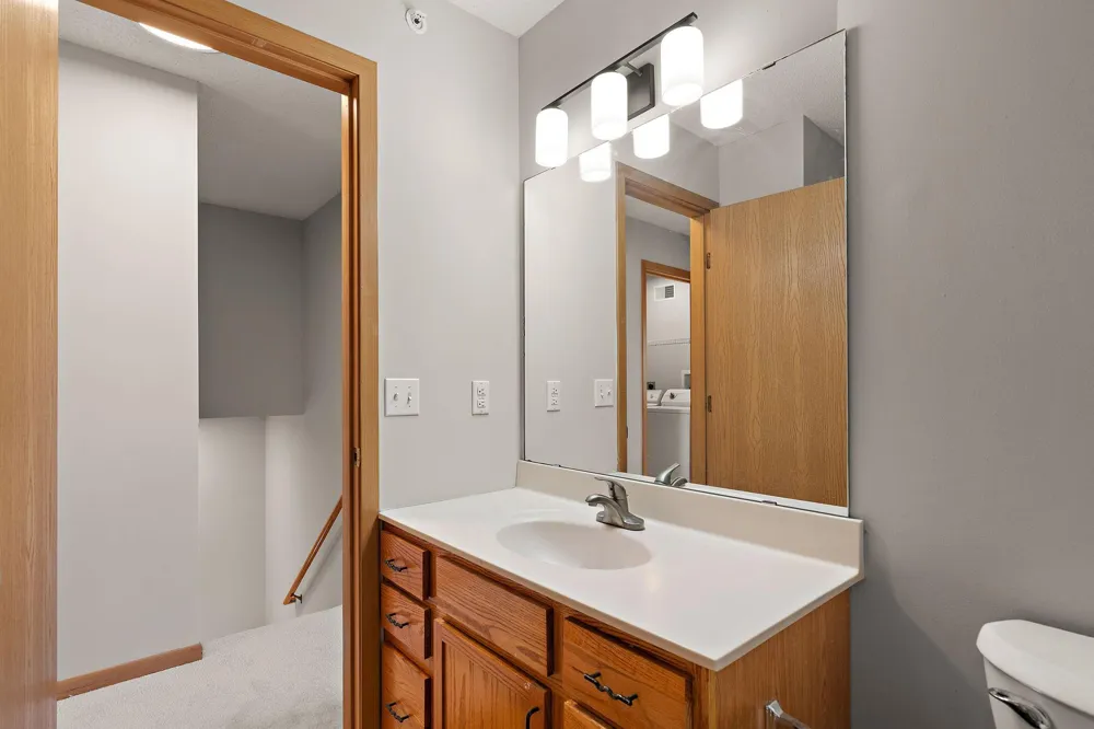13093 Crimson Clover Lane Eden Prairie, MN 55347