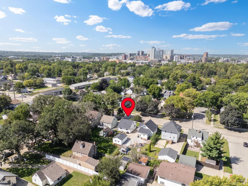 210 11th Avenue NE Rochester, MN 55906