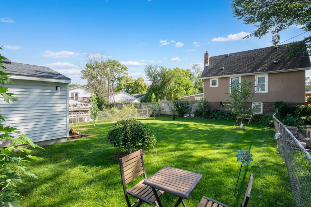 210 11th Avenue NE Rochester, MN 55906