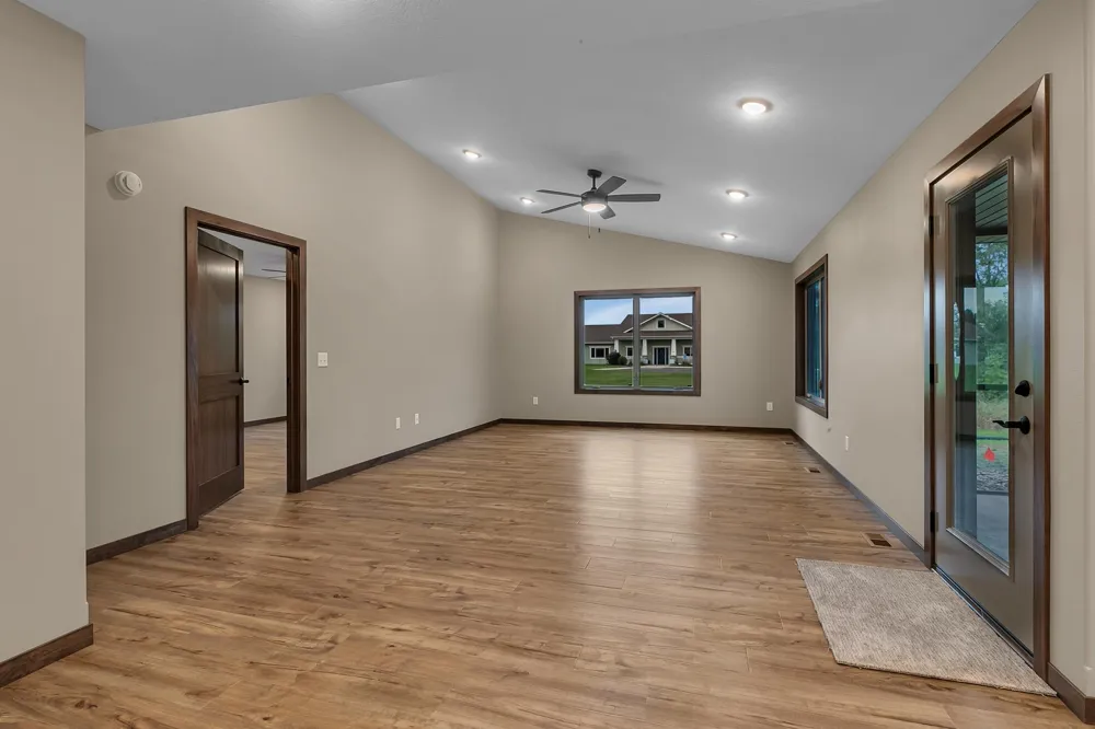 107 Barry Loop NW Richmond, MN 56368