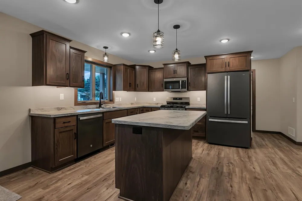107 Barry Loop NW Richmond, MN 56368