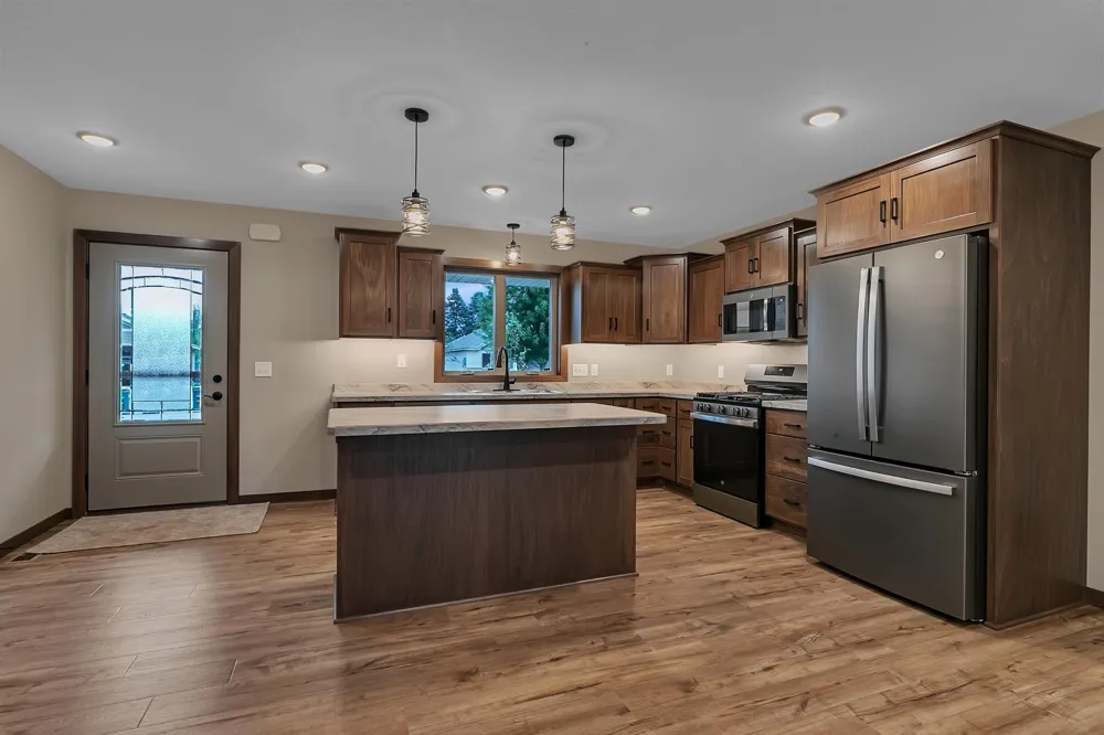 107 Barry Loop NW Richmond, MN 56368